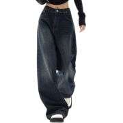 Women’s Oversized Mid-Rise Washed Jeans
