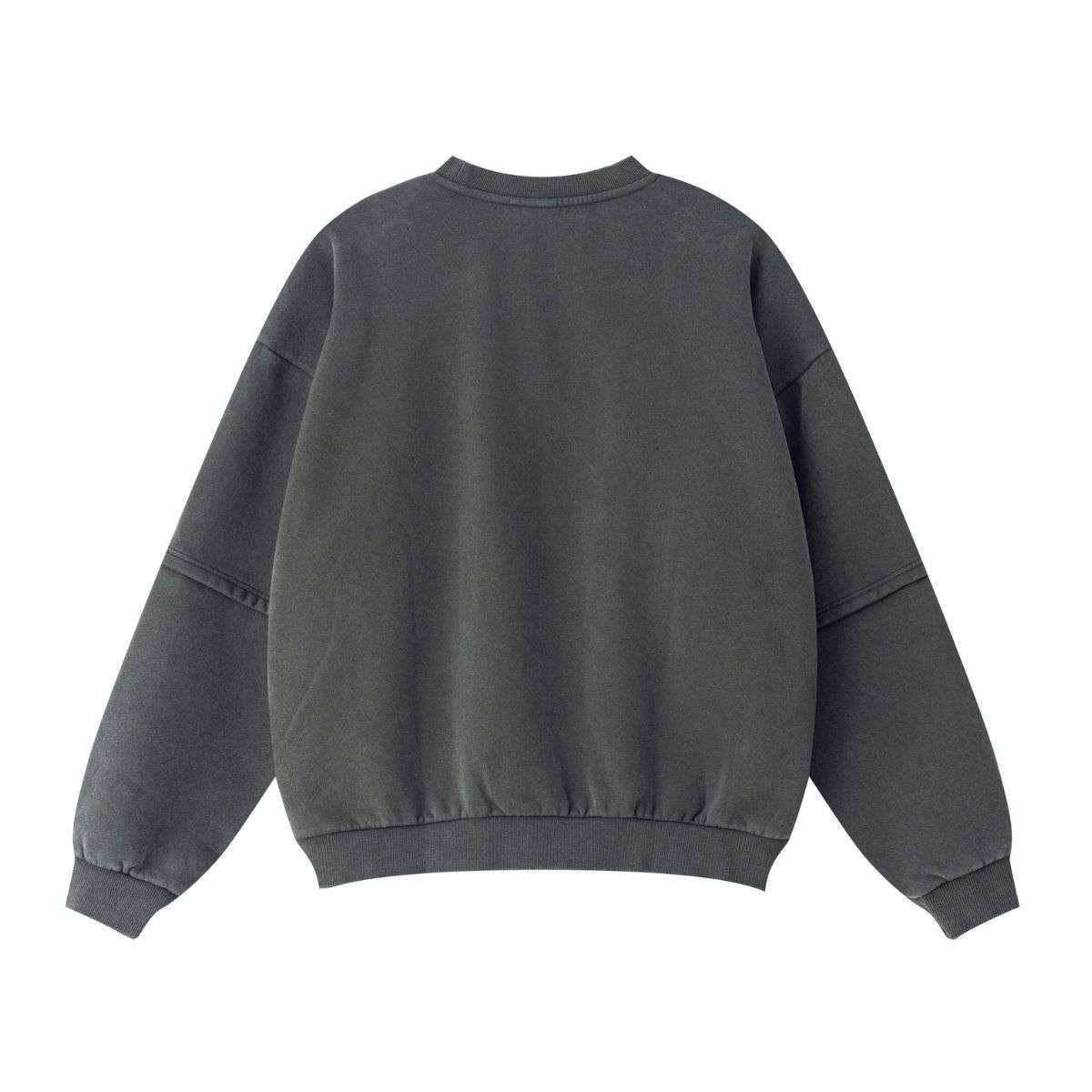 Vintage washed layered crewneck sweatshirt with oversized fit