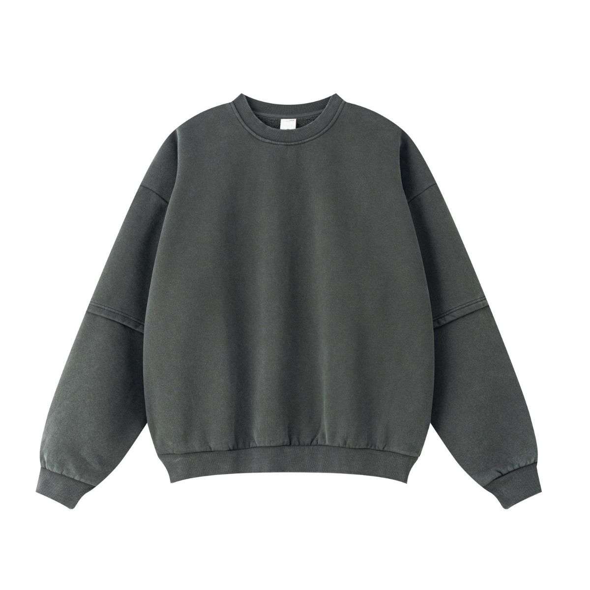 Vintage washed layered crewneck sweatshirt with oversized fit