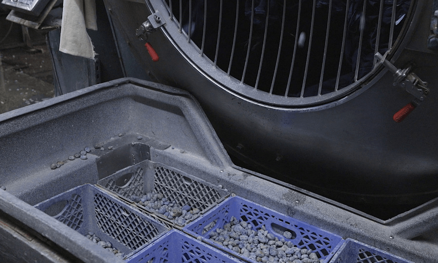 Fabric pre-washing process to improve denim stability before cutting