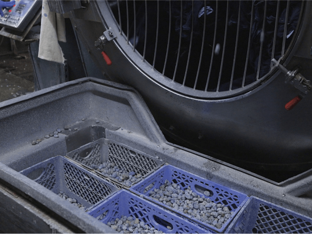 Fabric pre-washing process to improve denim stability before cutting