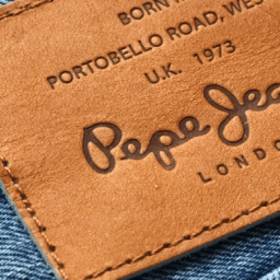 metal zipper and rivet hardware detail on jeans OEM manufacturing standard