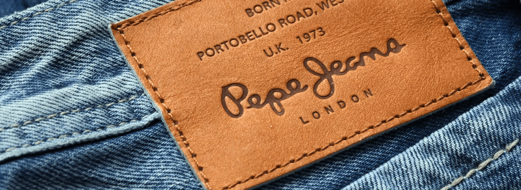 metal zipper and rivet hardware detail on jeans OEM manufacturing standard
