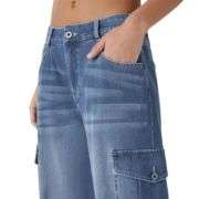 Low Rise Relaxed Wide Leg Cargo Jeans with Utility Pockets