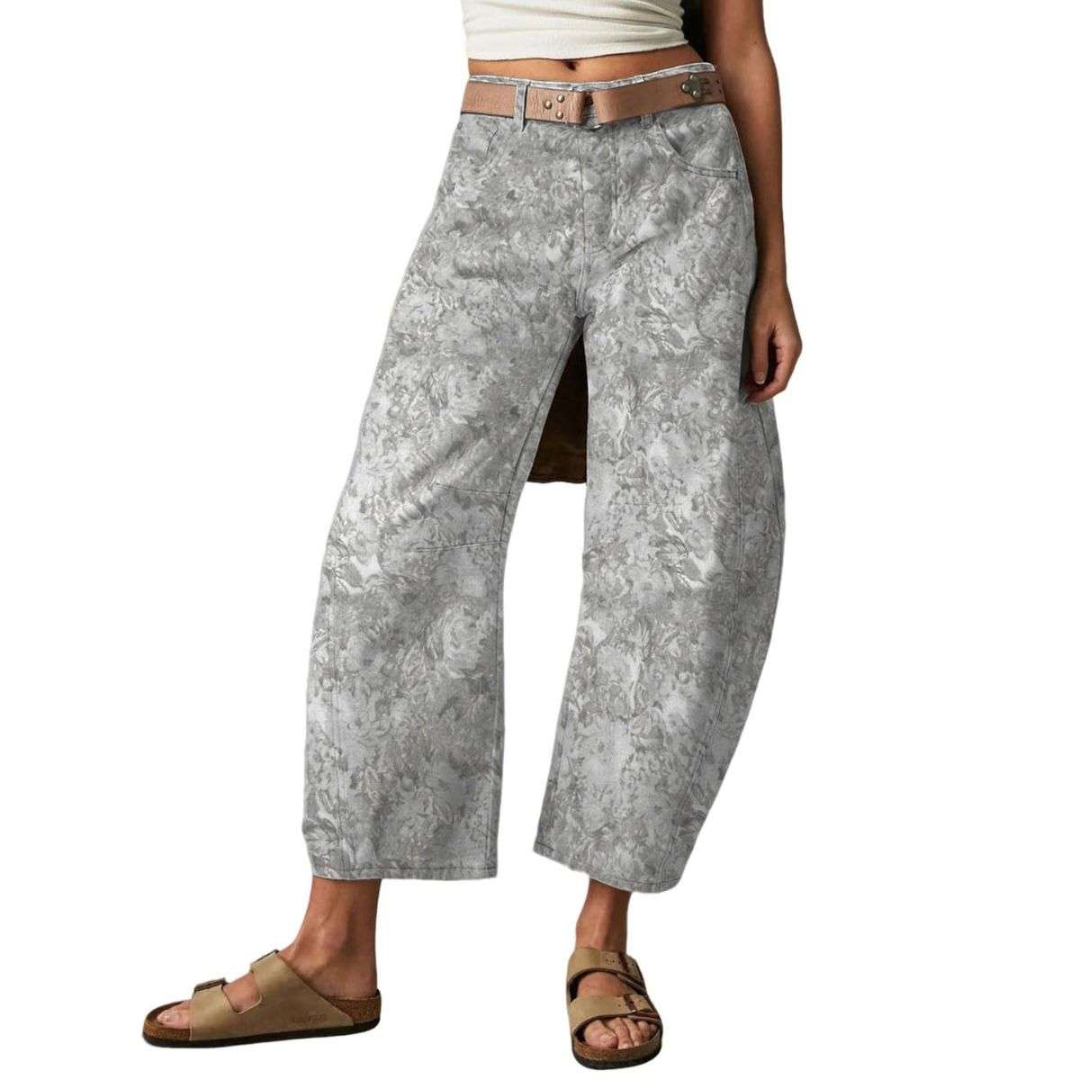 Women’s Mid Rise Printed Loose Barrel Leg Jeans