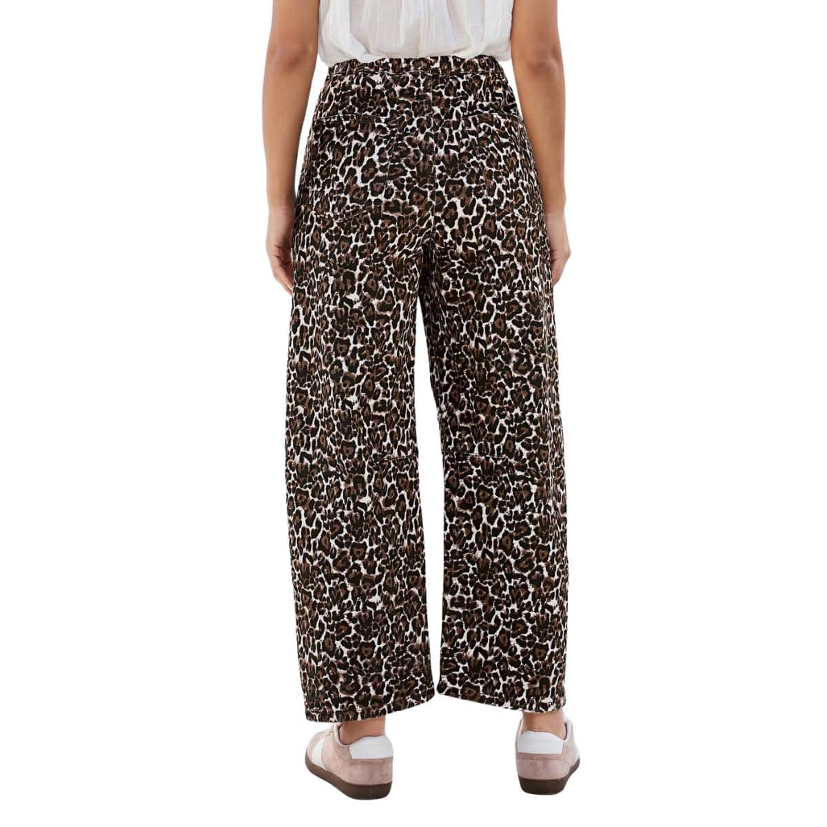 Women’s High Rise Leopard Print Wide Barrel Leg Jeans