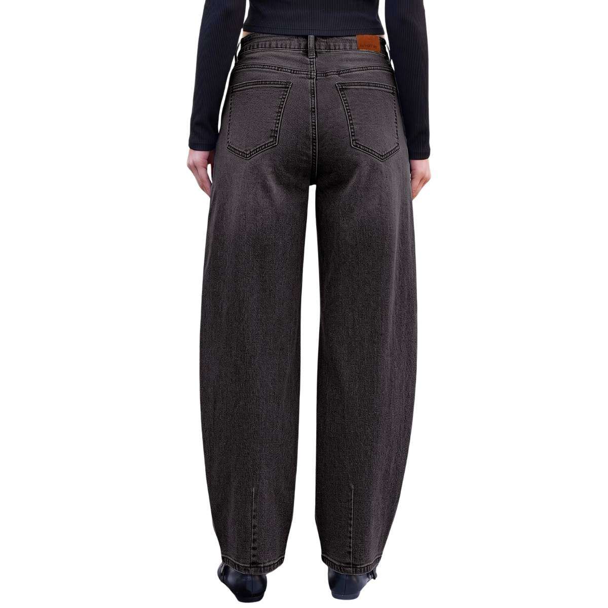 Relaxed Fit High Waisted Barrel Jeans