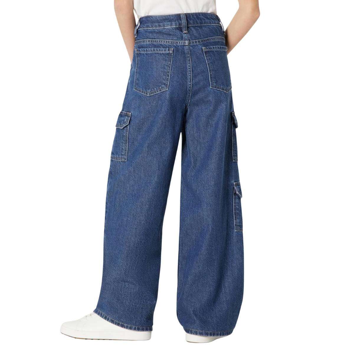 Women’s Ultra-Soft Relaxed-Fit Wide-Leg Cargo Jeans