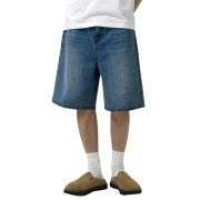 Men’s Vintage Y2K Streetwear Style Baggy denim shorts