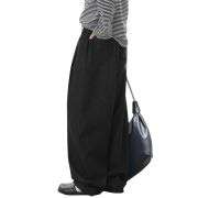 Baggy Hip Hop Look Jeans